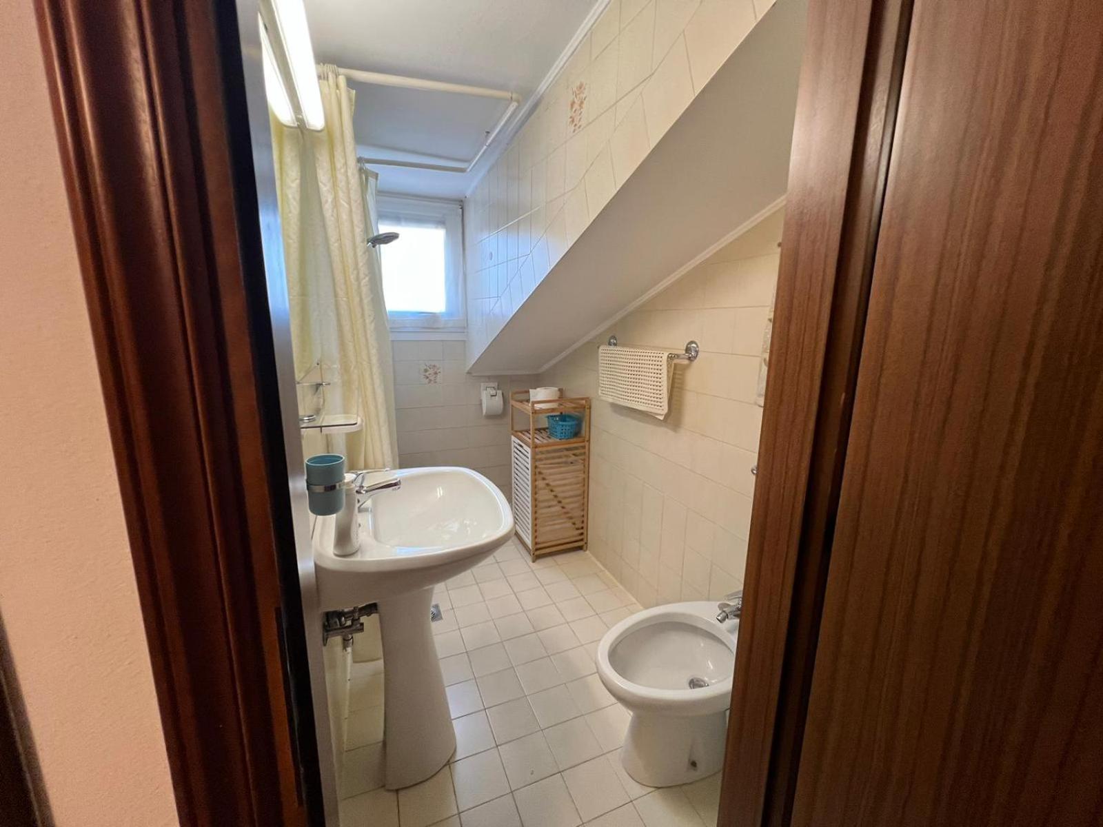 Mansarda 7 Trilocale, Bafile241 - 2' Piano No Ascensore - Adria Holiday Jesolo - Family Apartment Buitenkant foto